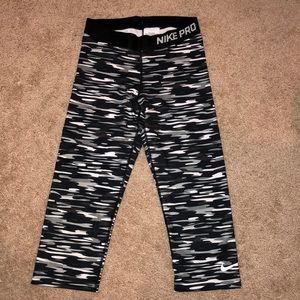 Nike Pro cropped leggings!